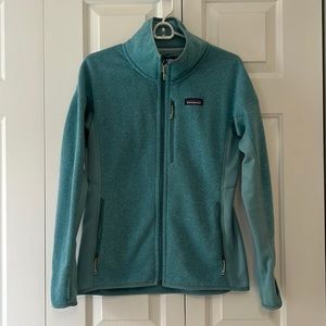 Patagonia zip up size medium